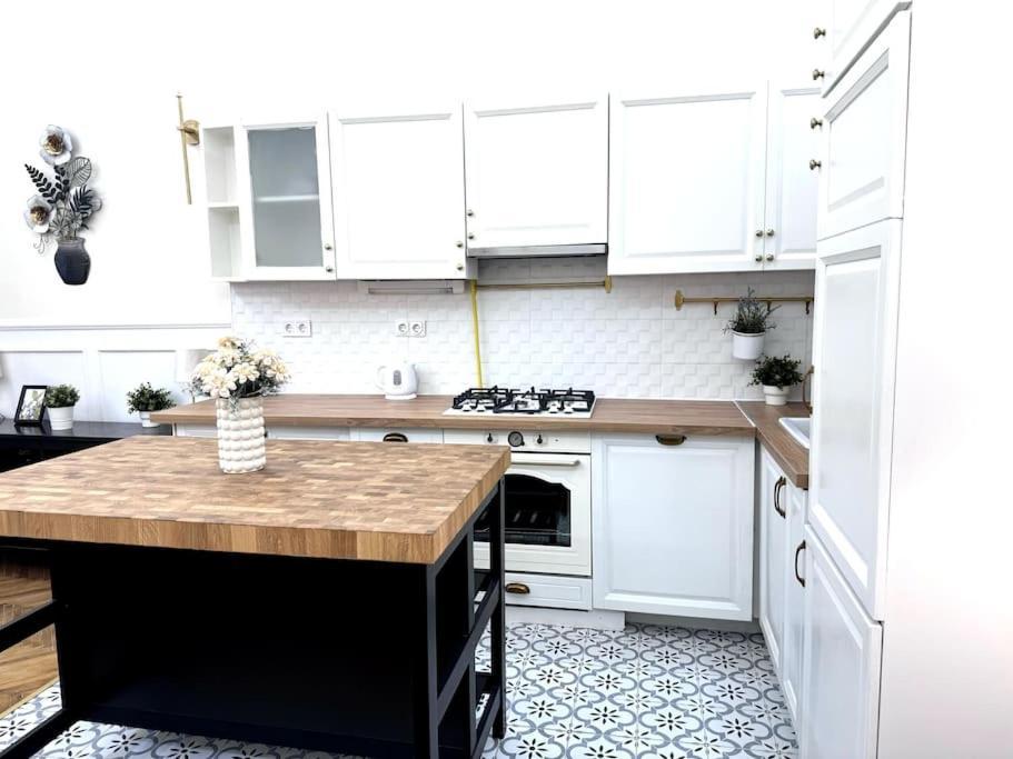 F1 Ultra Danube Flat Apartman Budapest